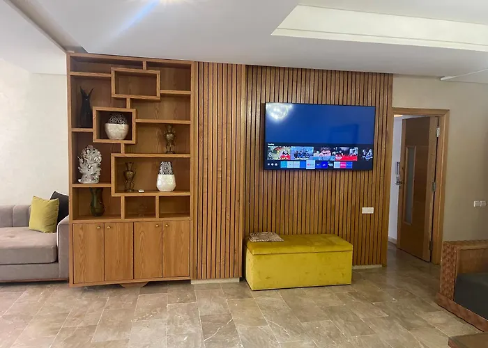 Bel Appartement Meuble Avec Wifi Fibre Optique